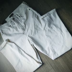 Banana Republic Ultra High-Rise Slim White Jeans Size 12 (31)